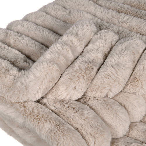 Pearl Ribbed Faux Fur Throw