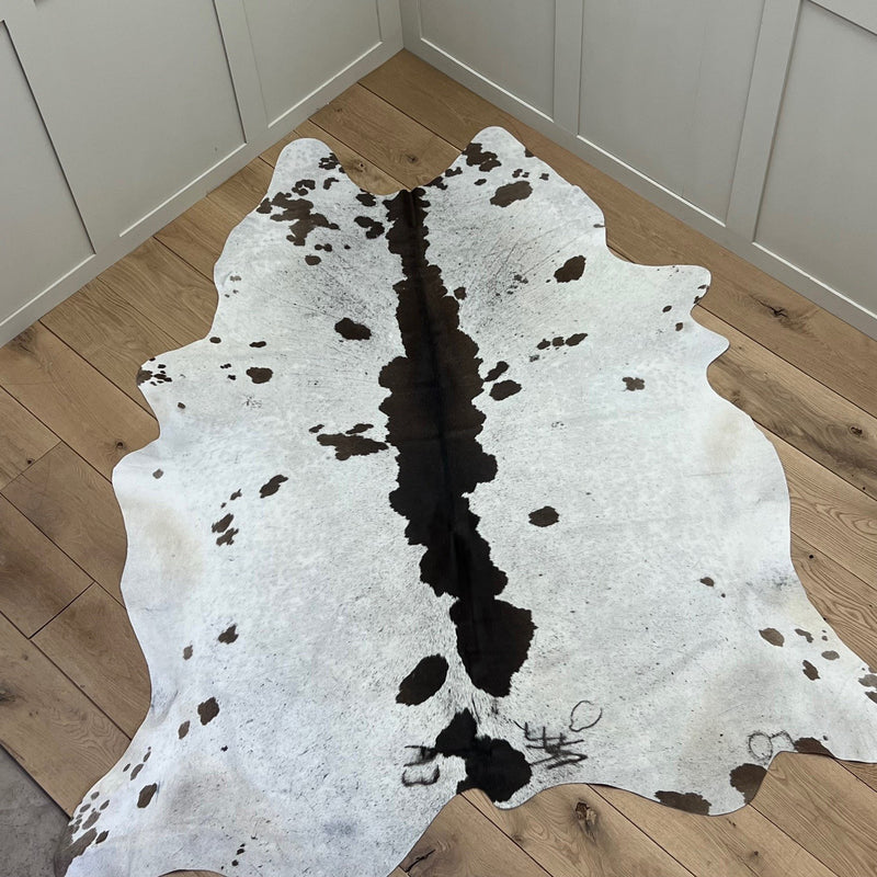 Cowhide Large 16224